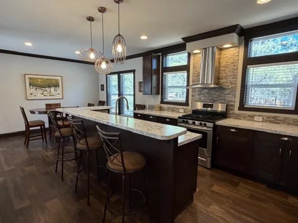 8 Pine Top Ln, Angel Fire, NM 87710