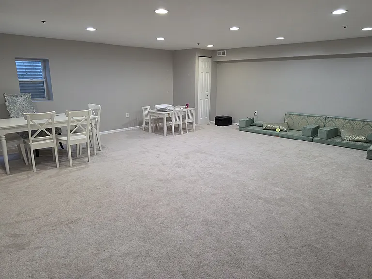 84 Woodview Ct — Photo 14