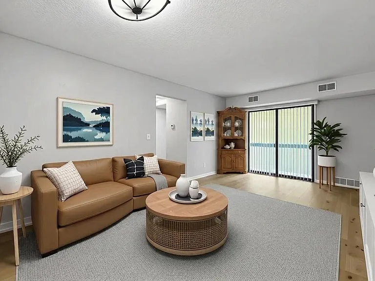 Rock Ridge Commons — Photo 16