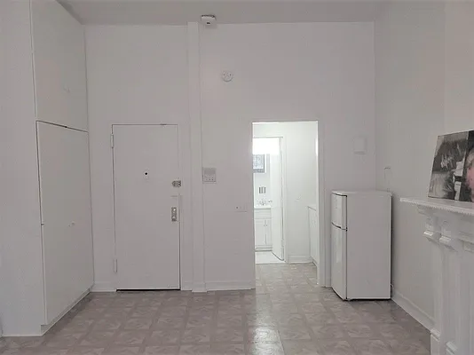 Rented by RSNY Realty | media 11