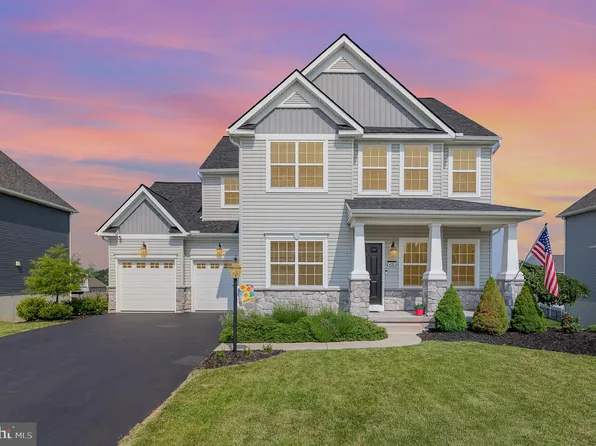 435 Hollyhock Dr, Manchester, PA 17345