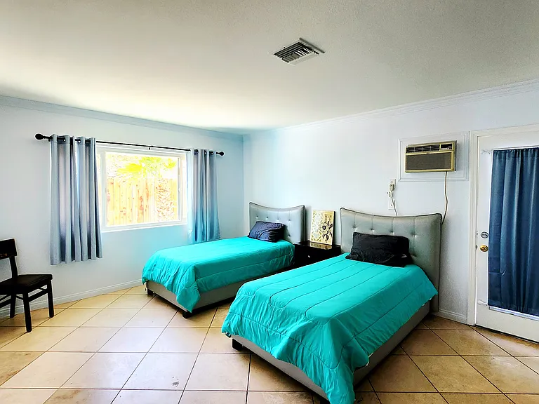 52221 Avenida Villa — Photo 24