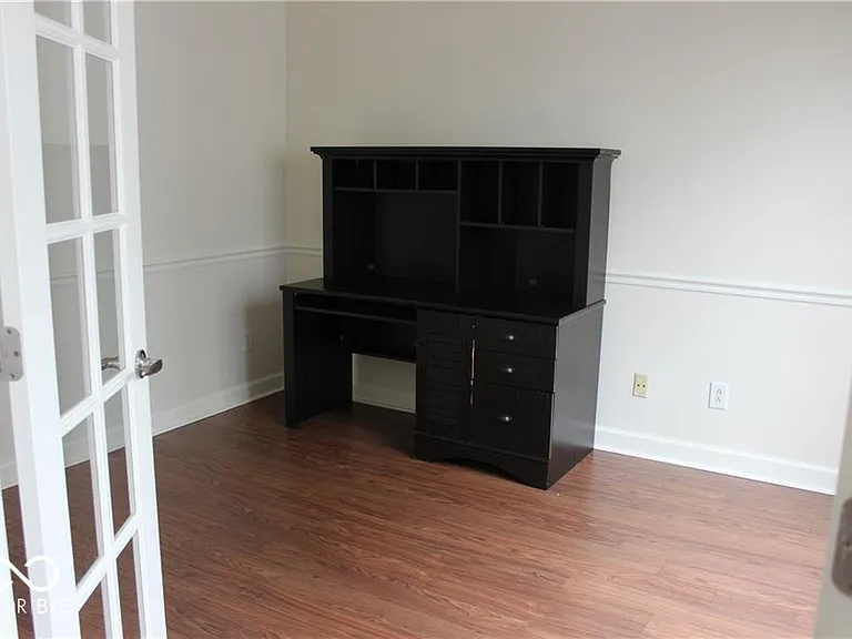 6255 Canterbury Dr — Photo 3
