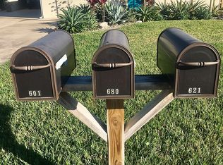 680 E Valley Dr, Bonita Springs, FL 34134