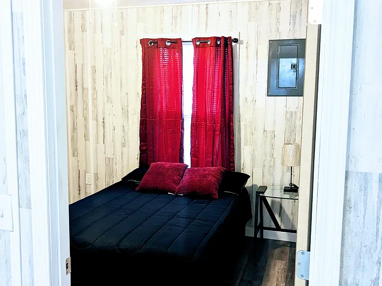 Tiny Apartment Rentals — Photo 70