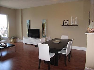 4th image of 10 Aragon Ave Suite 818