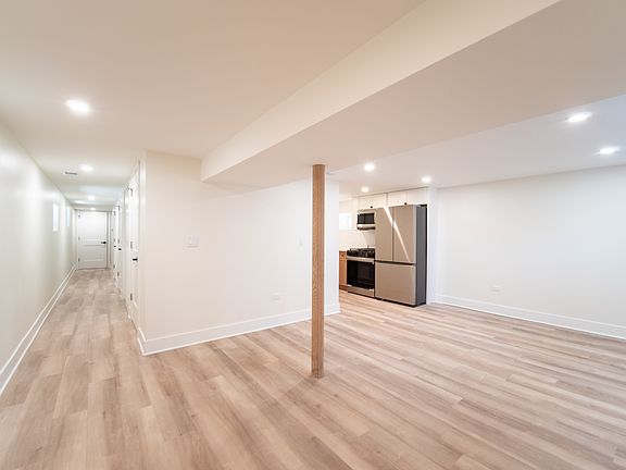 5th image of 2753 W Chicago Ave #G