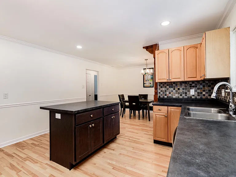 260 Aubuchon St — Photo 3