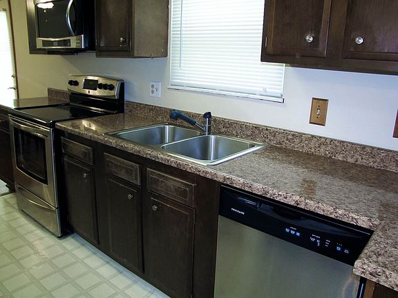 4th image of 1825 Coker Ave