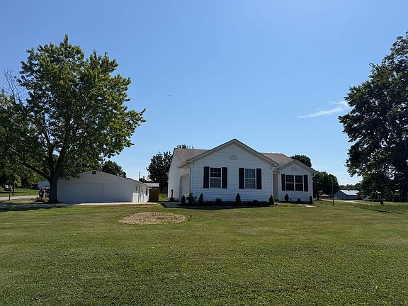 3rd image of 6632 Camp Ernst Rd