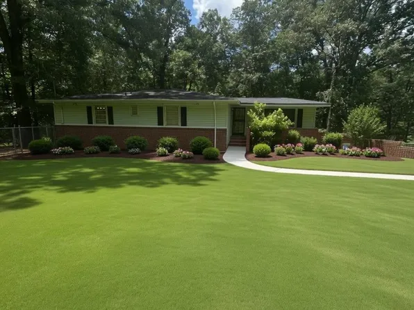 5604 Garner Rd, Tuscaloosa, AL 35405