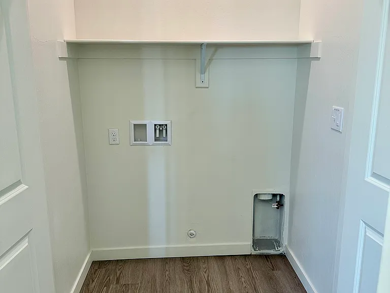 9813 Turning Leaf Ln #A — Photo 6