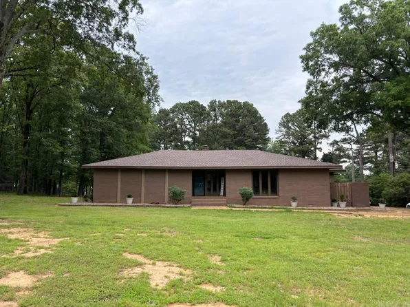 710 W Center St, Bald Knob, AR 72010