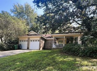 9026 Louvaine Dr, Charlotte, NC 28227