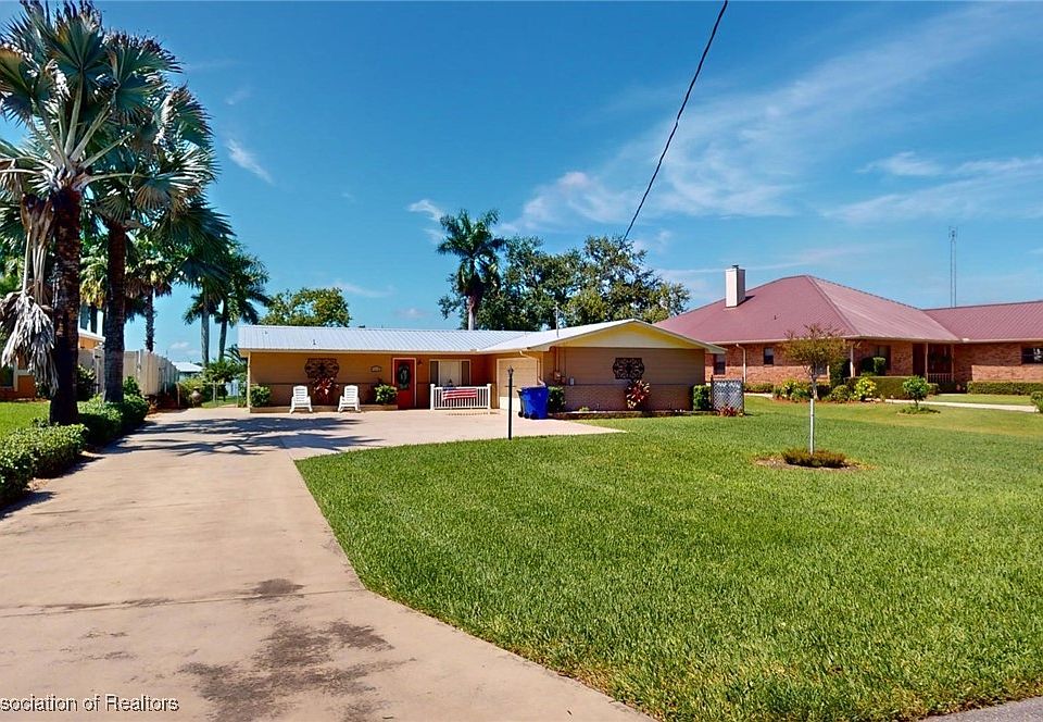1st image of 1518 Lake Clay Dr