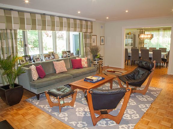 Living Room (into the DR)