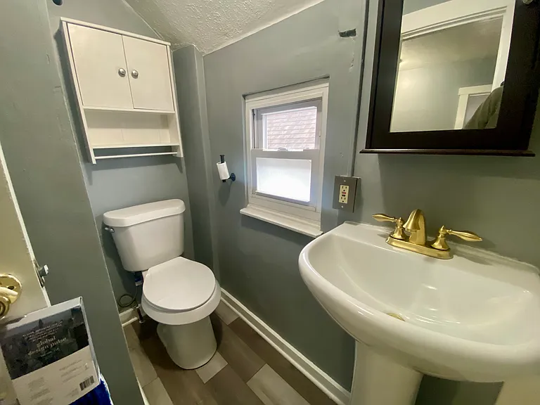 913 Portage St NW #913 — Photo 8