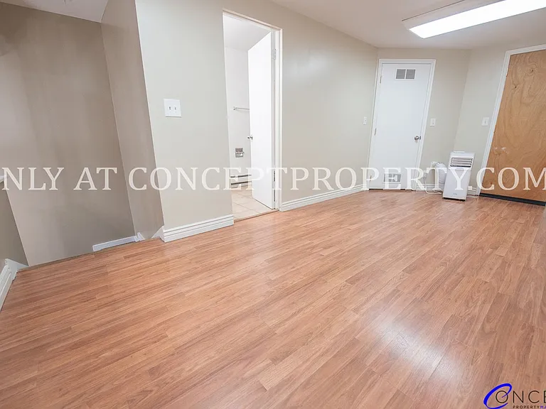 621 N East Capitol St — Photo 53