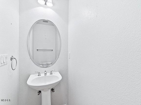3rd image of 2314 Eastbury Way