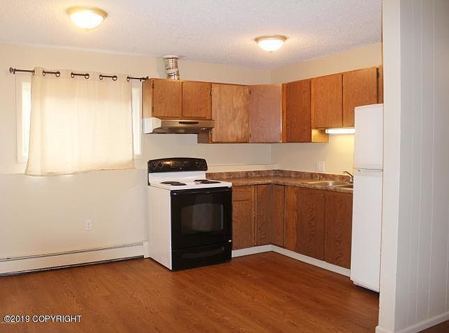 2nd image of 815 N Park St APT 2