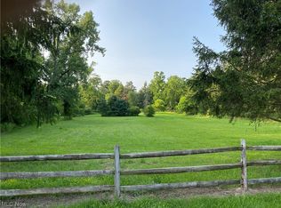 Dines Rd, Novelty, OH 44072