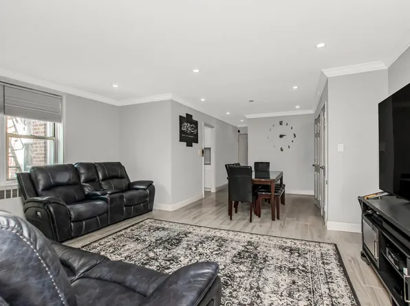 5639 Netherland Avenue 5C image 3 of 10