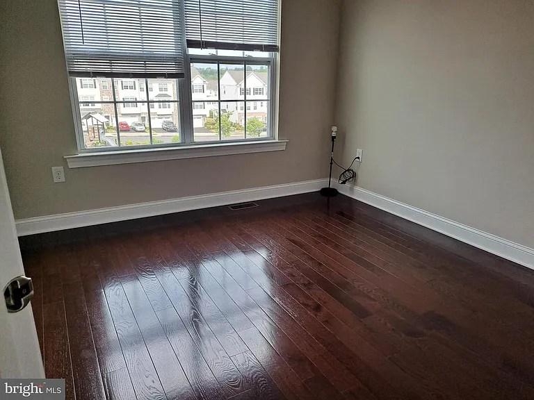 229 Cadence Ct — Photo 34