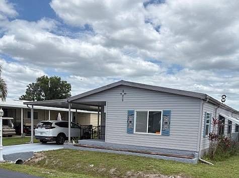 3rd image of 383 Jewelwood Ln
