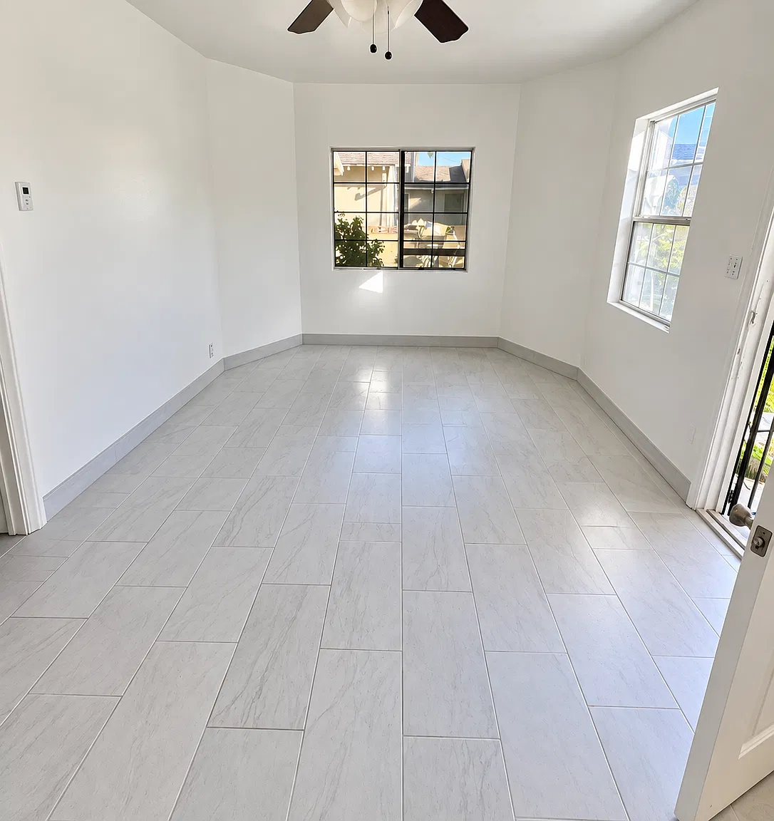 1 bed, 900 sqft, $2,350 — Photo 4