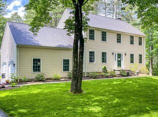 149 Pleasant St, Upton, MA 01568