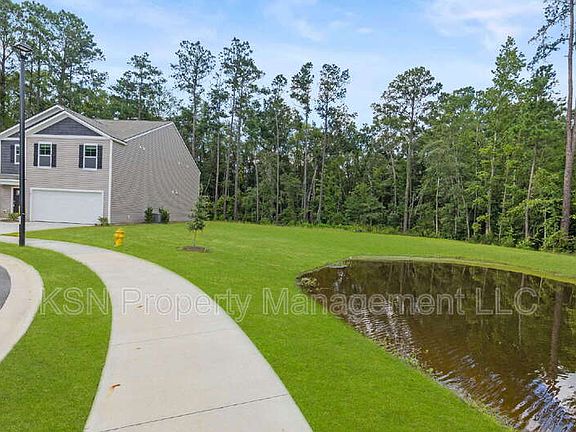 3rd image of 129 Azure Dr
