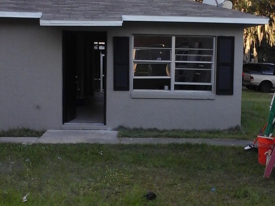 1st image of 1717 Birchwood Cir APT 2
