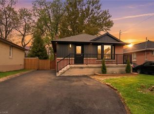 374 E 13th St, Hamilton, ON L9A 4A1