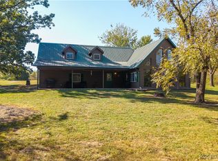 11 Hancock Rd, Eldon, MO 65026