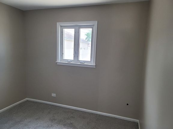 3rd image of 7840 Lavergne Ave