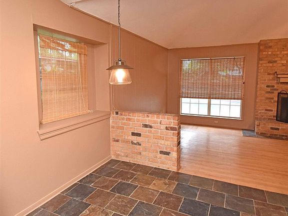4th image of 8315 Amurwood Dr