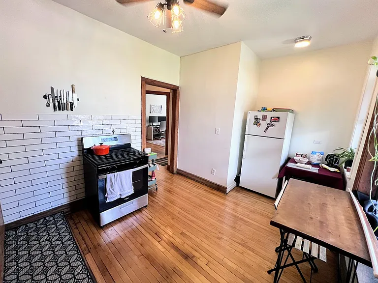 3216 W Altgeld St #1 — Photo 2