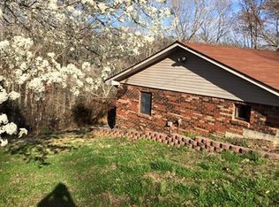 155 Scarborough Rd, Big Rock, TN 37023