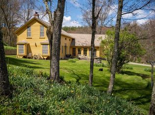 812 Sluyter Rd, Poestenkill, NY 12140