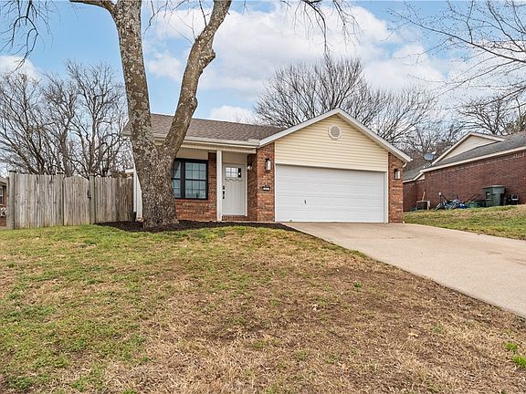 3rd image of 3800 W Lilac Dr
