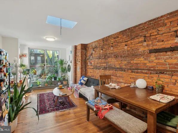 3816 Spring Garden St, Philadelphia, PA 19104