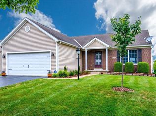 130 Fox Glen Dr W, Pickerington, OH 43147