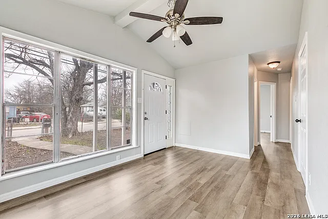 146 Caddo #A — Photo 4