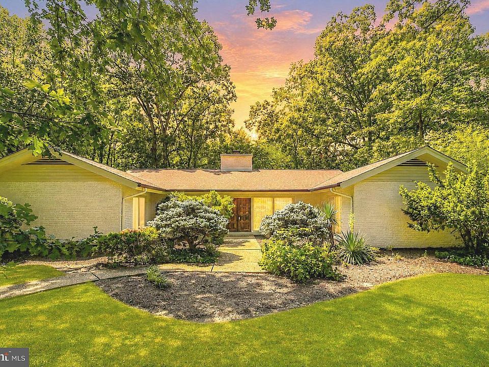 1st image of 109 Goodloe Dr