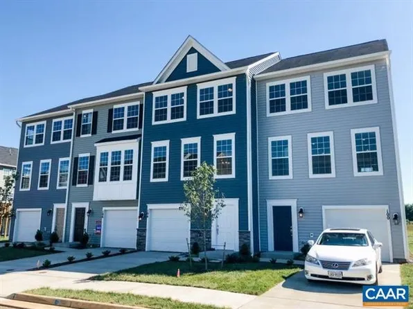 120 Oakshire Ct, Waynesboro, VA 22980