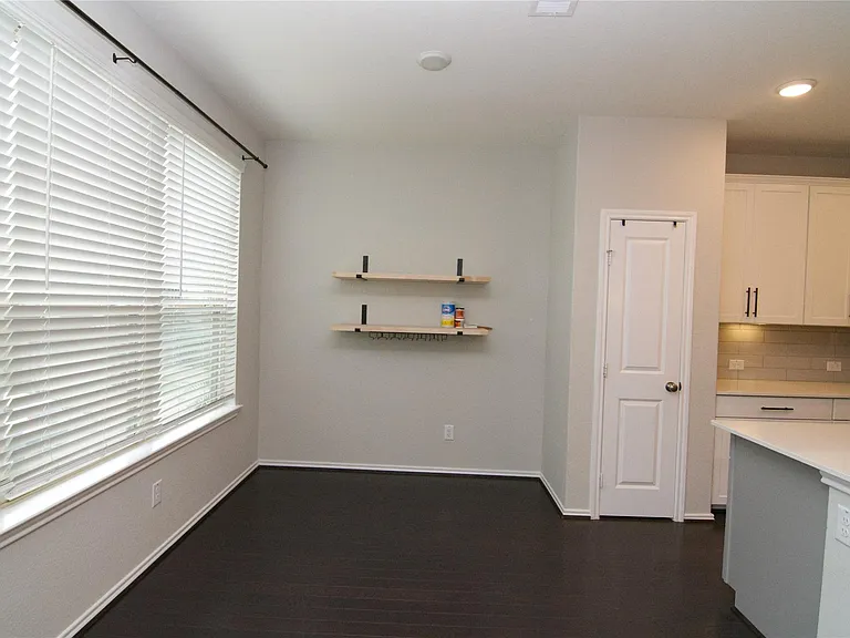 10957 Cannes Memorial Dr — Photo 13