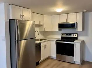 511 Munroe Ave #1B, Winnipeg, MB R2K 1H6