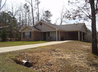 61 Wayne Dr, Columbus, MS 39702
