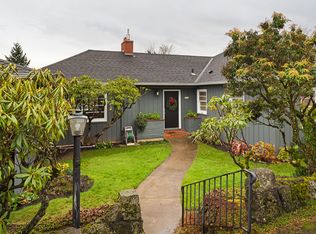 2936 SW Labbe Ave, Portland, OR 97221