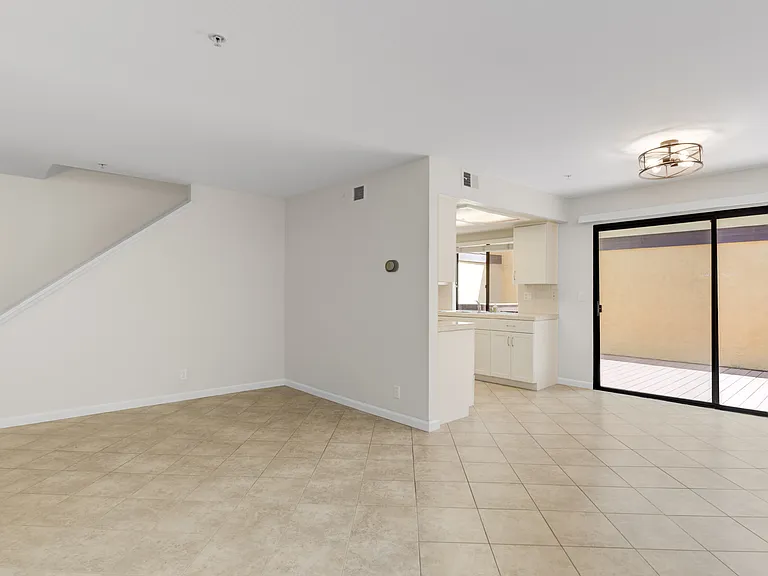 1680 N Coast Hwy N #21 — Photo 7